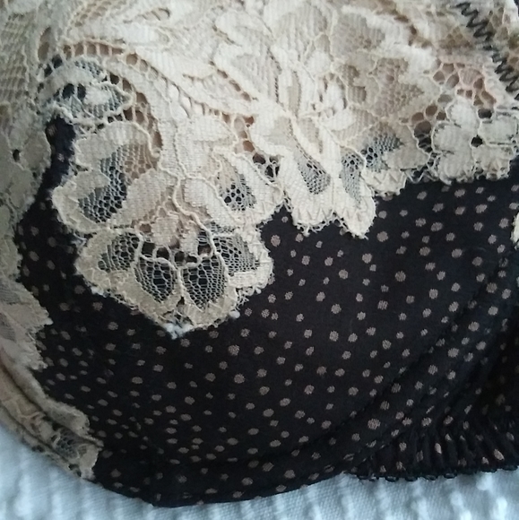 Elle MacPherson 34A Lace Black Silk Lace and Polka Dots Demi Bra - Picture 5 of 8